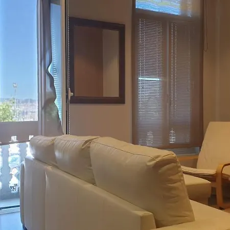 Piso Montero Ríos 18